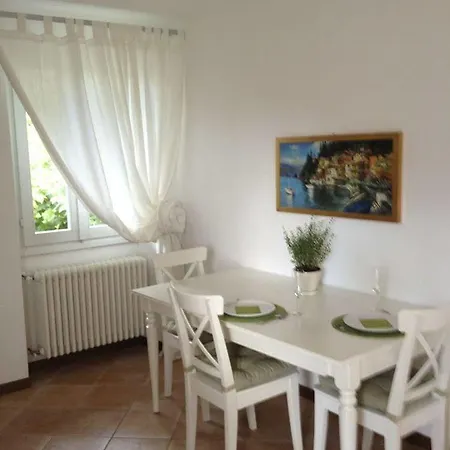 Casa Stacy Apartment Varenna